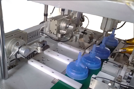 減壓套組裝機(jī)